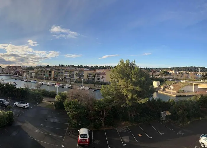 Aig_183 Renove Avec Terrasse Et Vue Exceptionnelle Sur La Marina, L'etang Et Le Village De Daire Gruissan